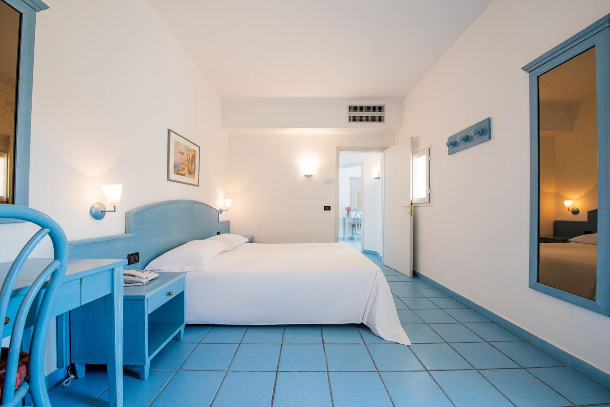 Hotel Th Capo Rizzuto Isola Di Capo Rizzuto Exteriér fotografie
